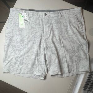 NWT Adidas 42W Ultimate 365 Camo Stretch Band PRIMEGREEN 8.5” Inseam Shorts